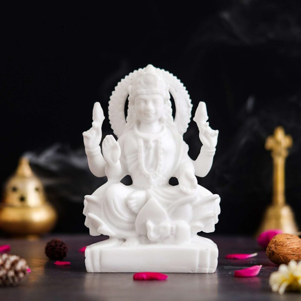 White Saraswati Idol Maa Saraswati Statue